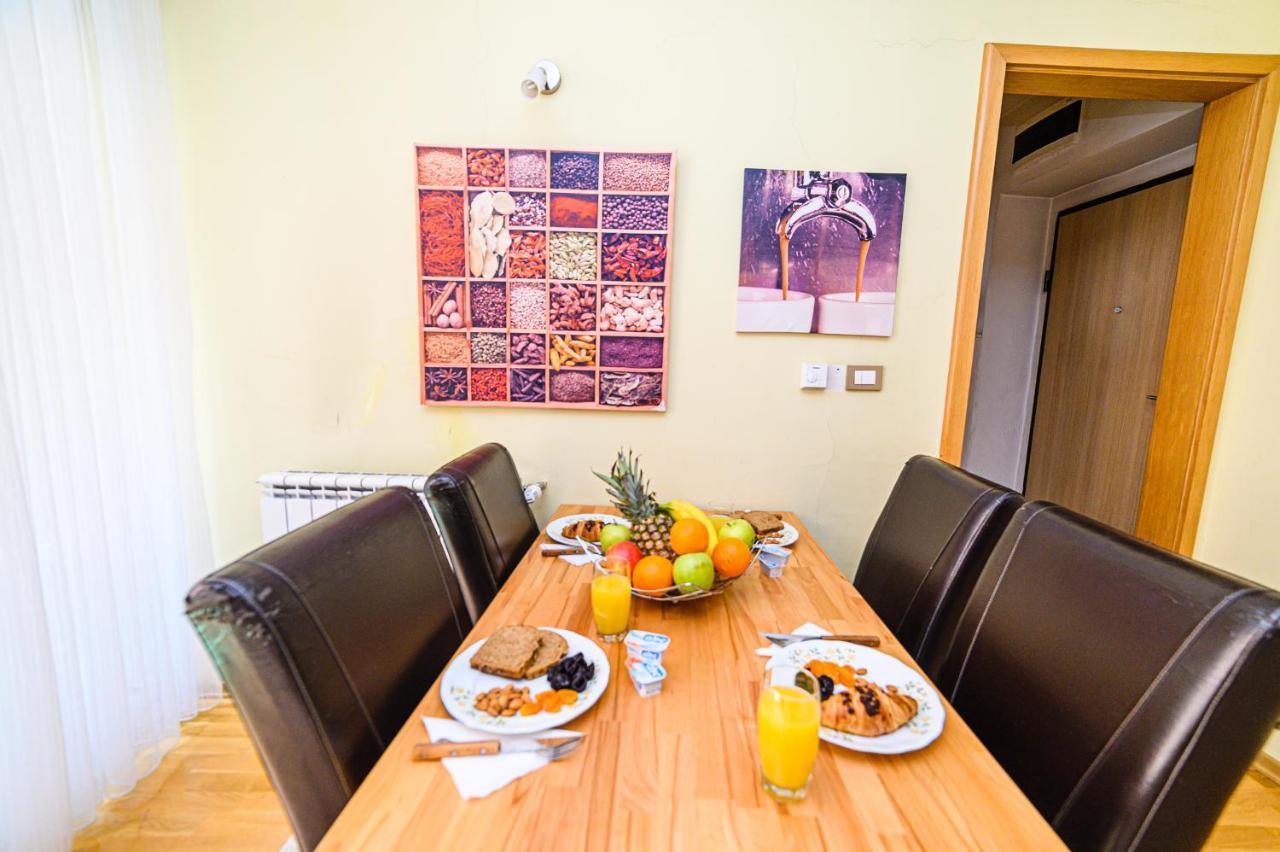 Cute And Cozy Studio With Cathedral View-Excellent Location سراييفو المظهر الخارجي الصورة